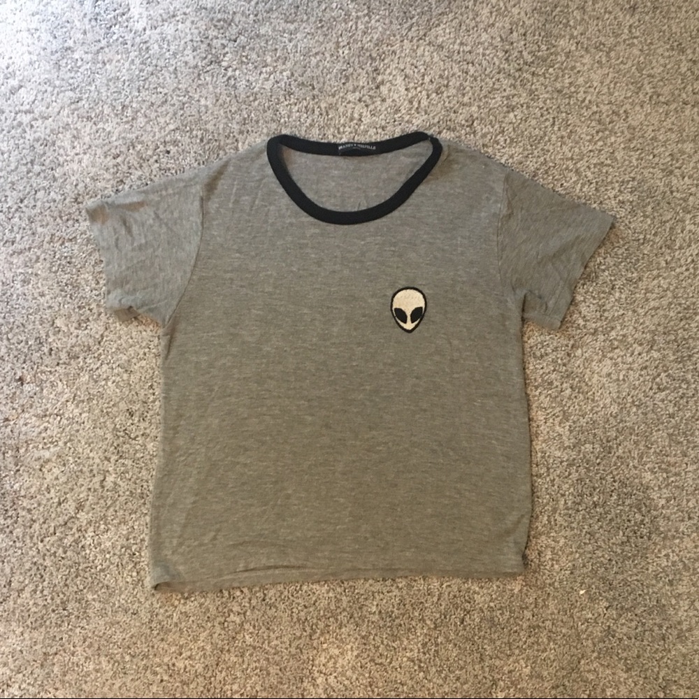 Brandy Melville alien crop top